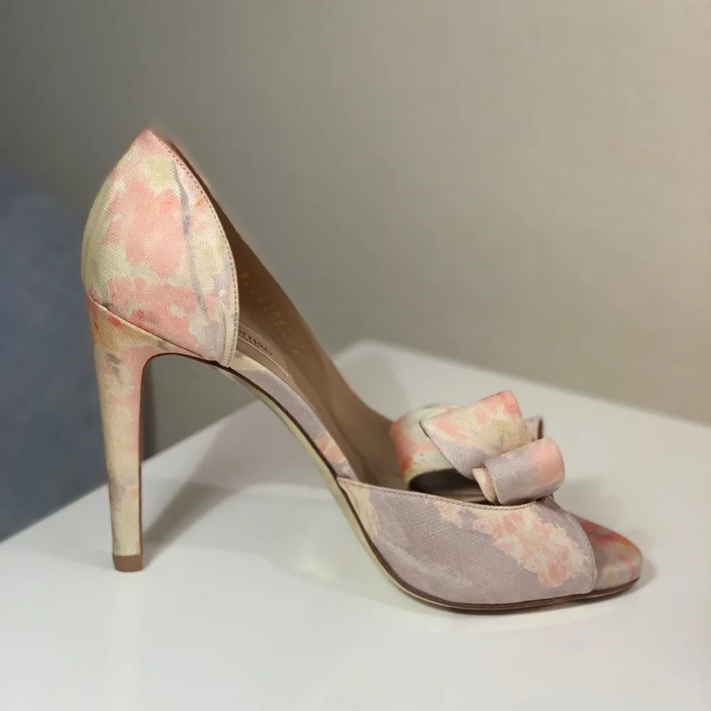 RARE Valentino Bow d’Orsay 37.5 pastel‎ fabric